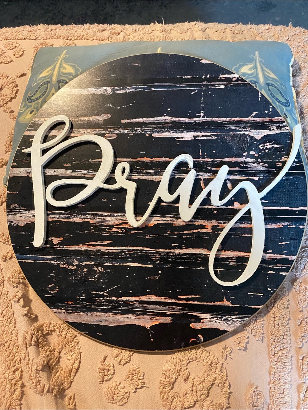 Pray Script Round Wall Sign - Home Wall Decor